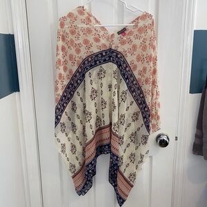 Vince Camuto Kimono style top